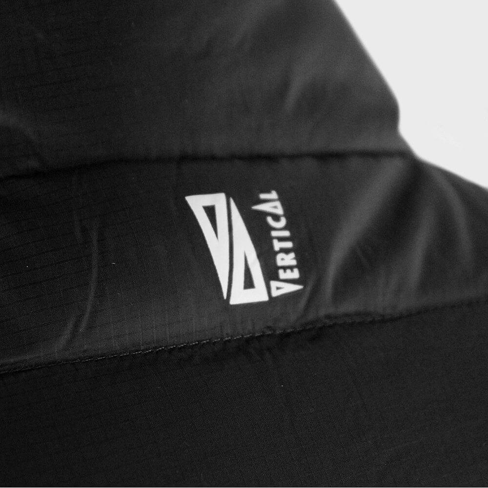 Vertical Down Jacket Evo schwarz Kapuze
