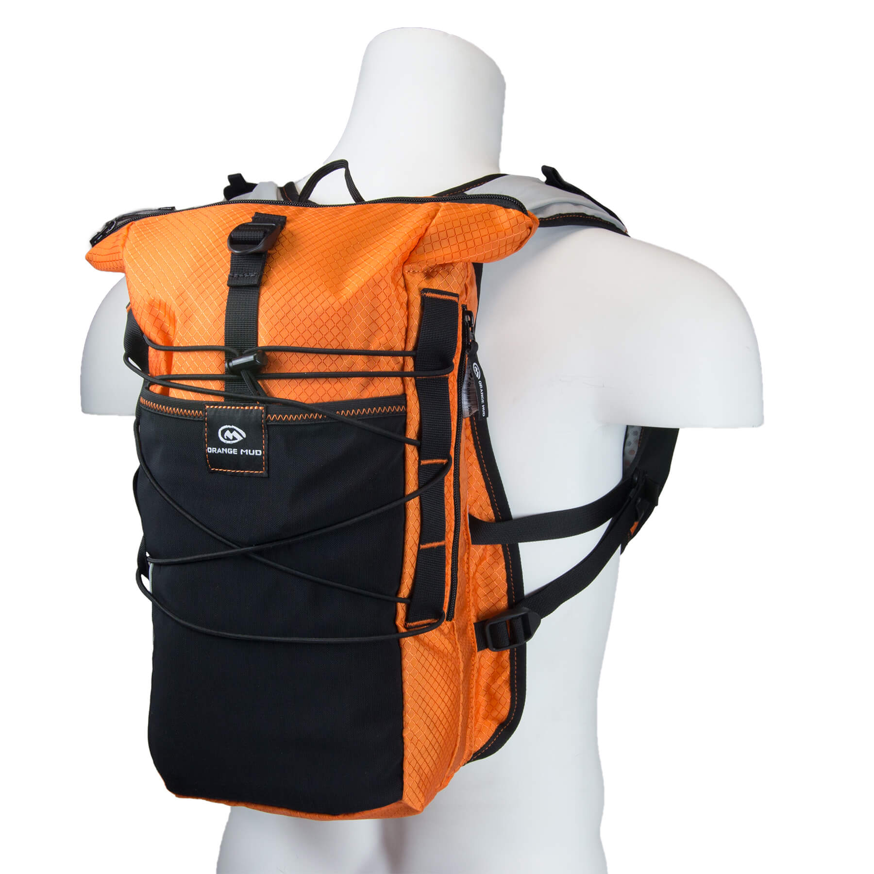 orange-mud-adventure-pack-12l-2l-bladder-back-angle