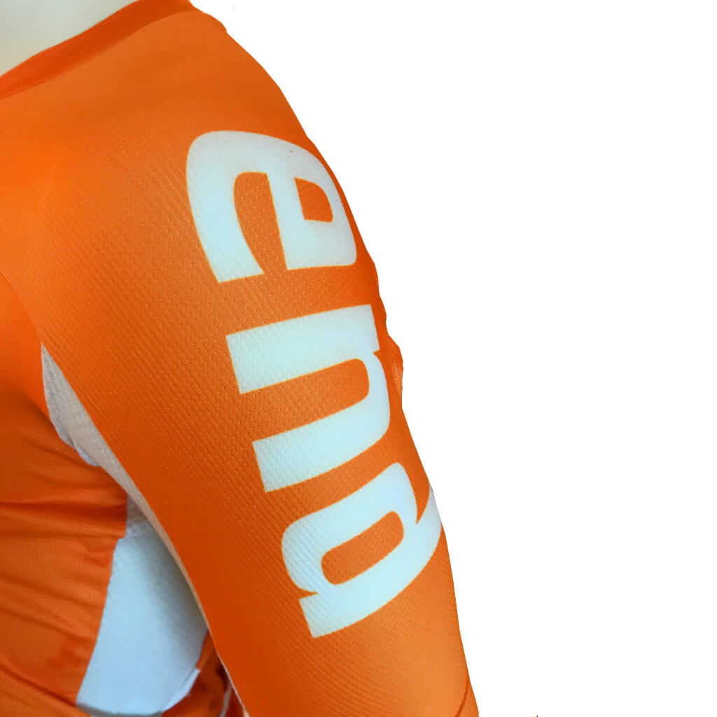 highend-trikot-aermel-links