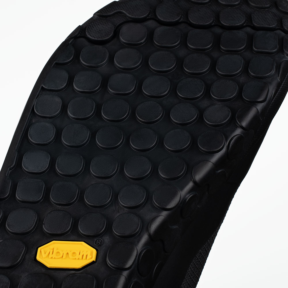 fizik-gravita-versor-black-profil