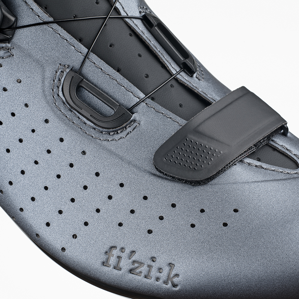 fizik-tempo-overcurve-r5-gun-metal-black-verschluss