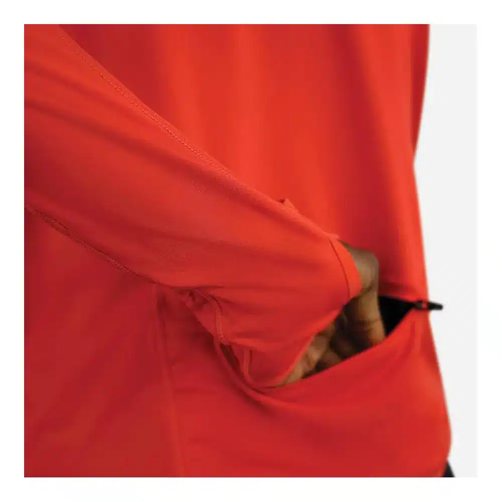 raidlight-wintertrail-shirt-rot-tasche